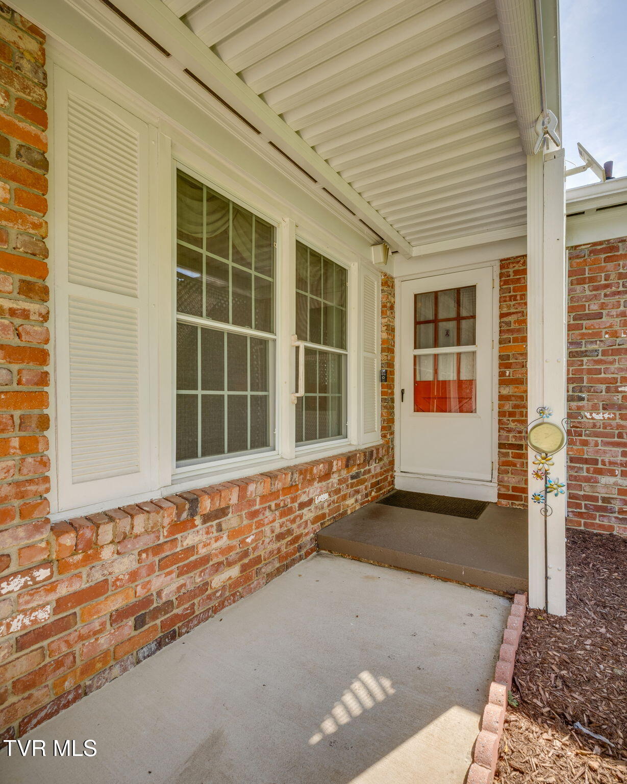 812 Kendrick Creek Road Kingsport, TN 37663 - Photo 4 of 30 004