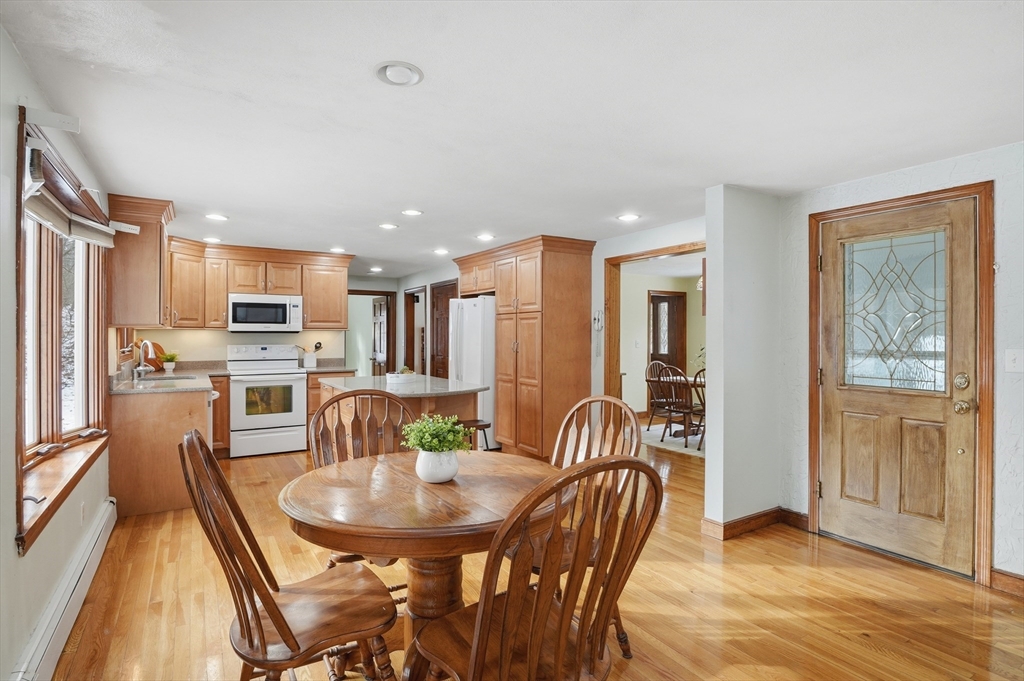 146 Upton Road Westborough, MA 01581 - Photo 10 of 32 Gallery Image 10