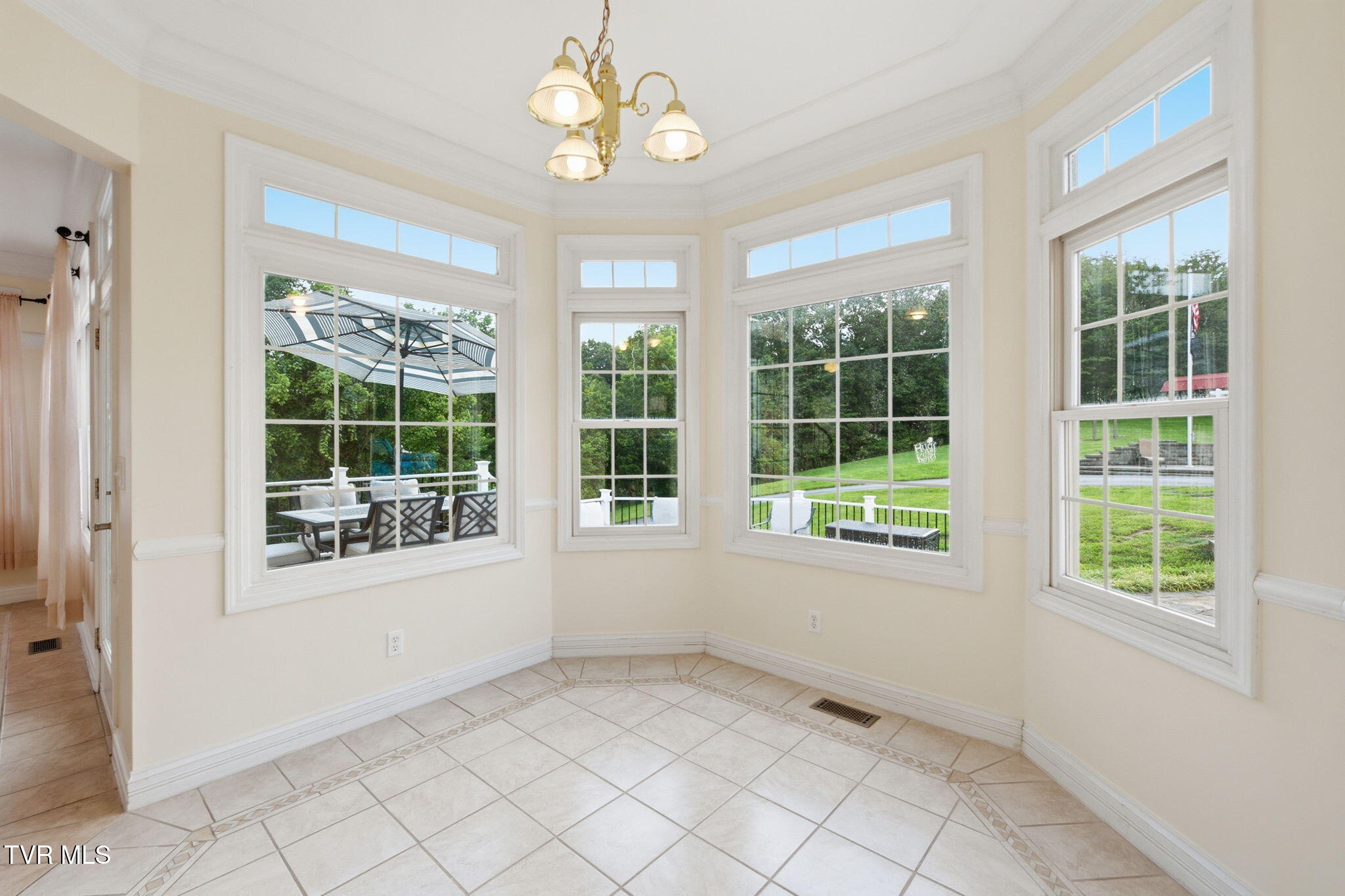 4017 Glen Alpine Road Kingsport, TN 37660 - Photo 13 of 77 34-web-or-mls-034_DSC09139