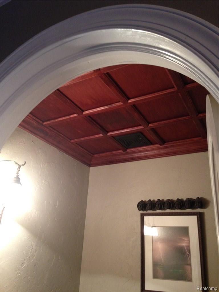 192 West Washington Street Romeo, MI 48065 - Photo 19 of 31 Powder Room Ceiling
