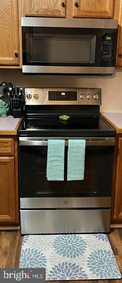 135 North Hunter Forge Road Newark, DE 19713 - Photo 4 of 20 Brand spanking new microwave