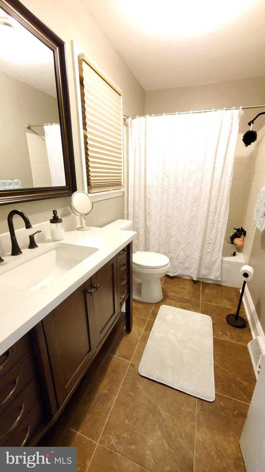 135 North Hunter Forge Road Newark, DE 19713 - Photo 9 of 20 Just renovated-master bath