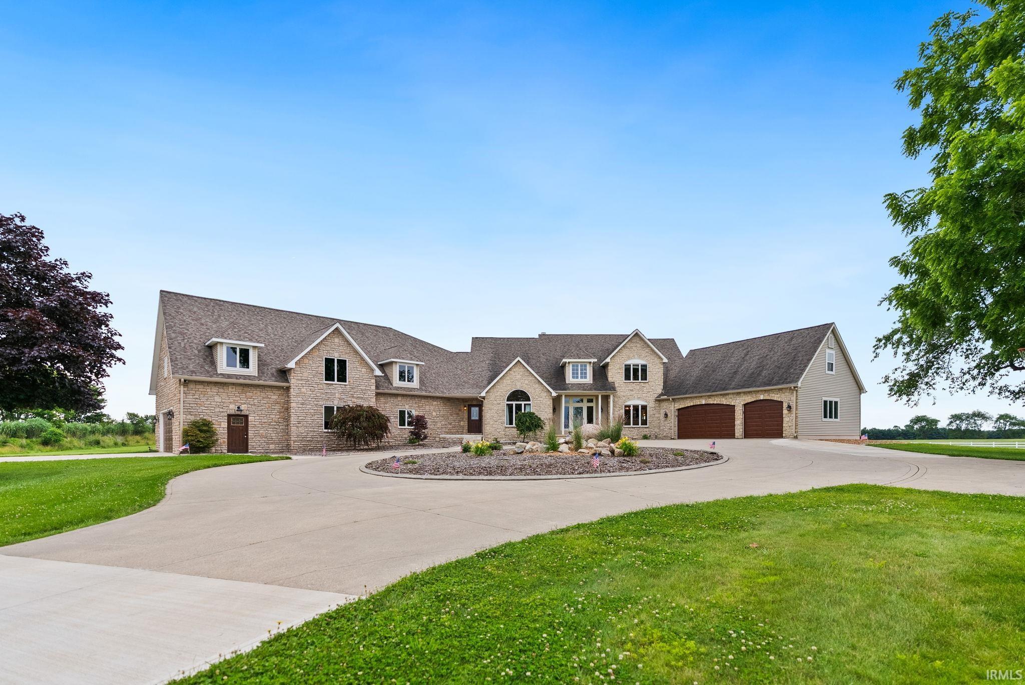 3631 East Pierceton Road Warsaw, IN 46580 - Photo 1 of 48