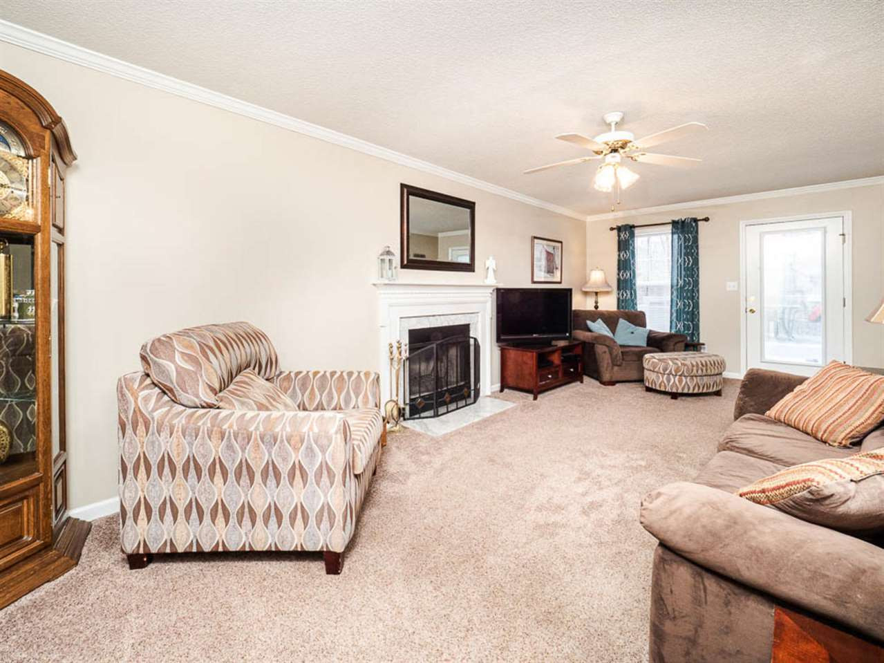 1125 Holland Ridge Drive Raleigh, NC 27603 - Photo 10 of 30 Family Room