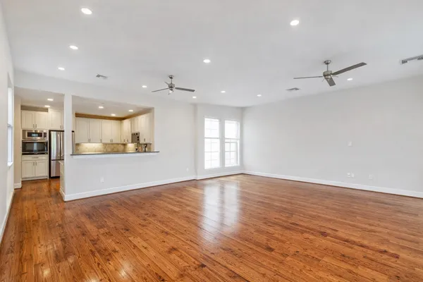 $399,900 | 5307 Nett Street, Unit C, Houston, TX 77007