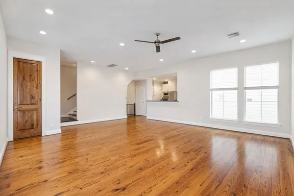 $399,900 | 5307 Nett Street, Unit C, Houston, TX 77007