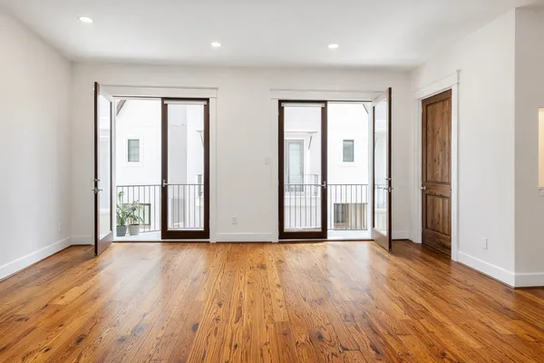 $399,900 | 5307 Nett Street, Unit C, Houston, TX 77007