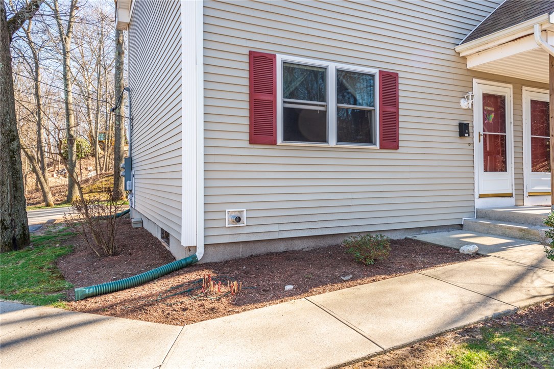 171 New River Road, Unit 171 Lincoln, RI 02838 - Photo 3 of 23