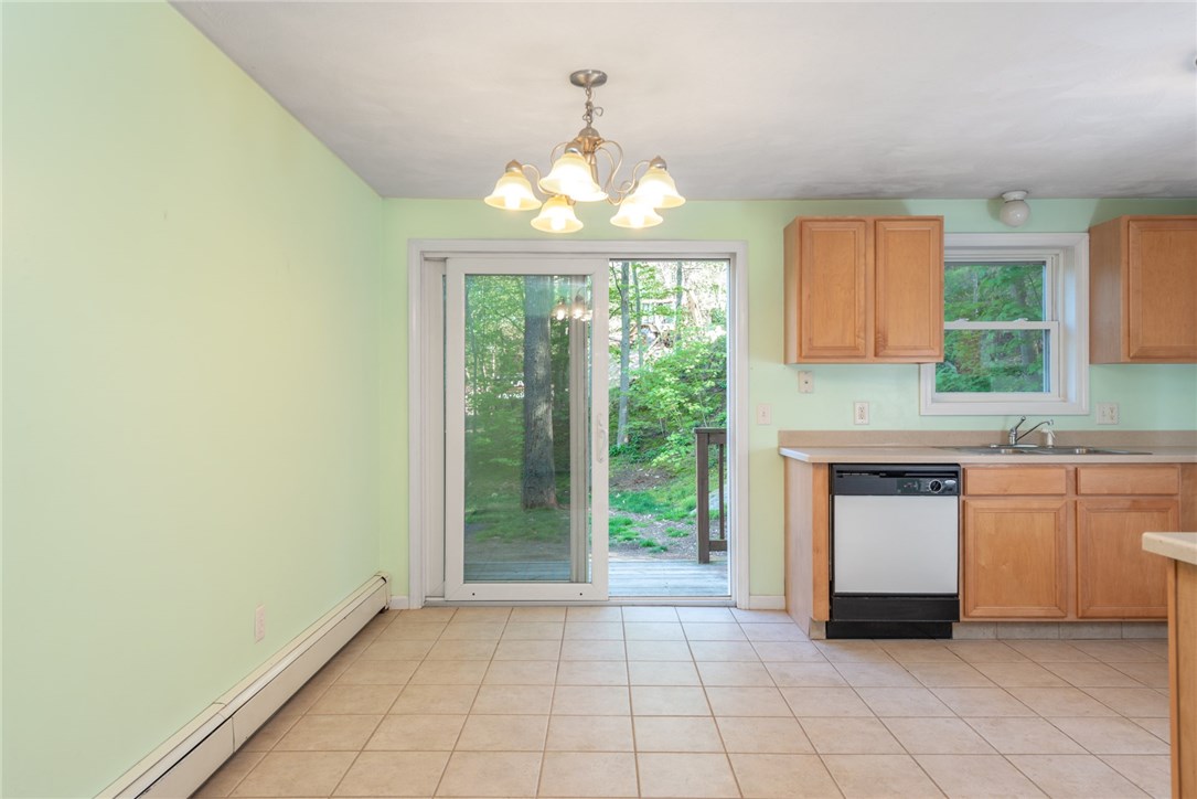171 New River Road, Unit 171 Lincoln, RI 02838 - Photo 6 of 23