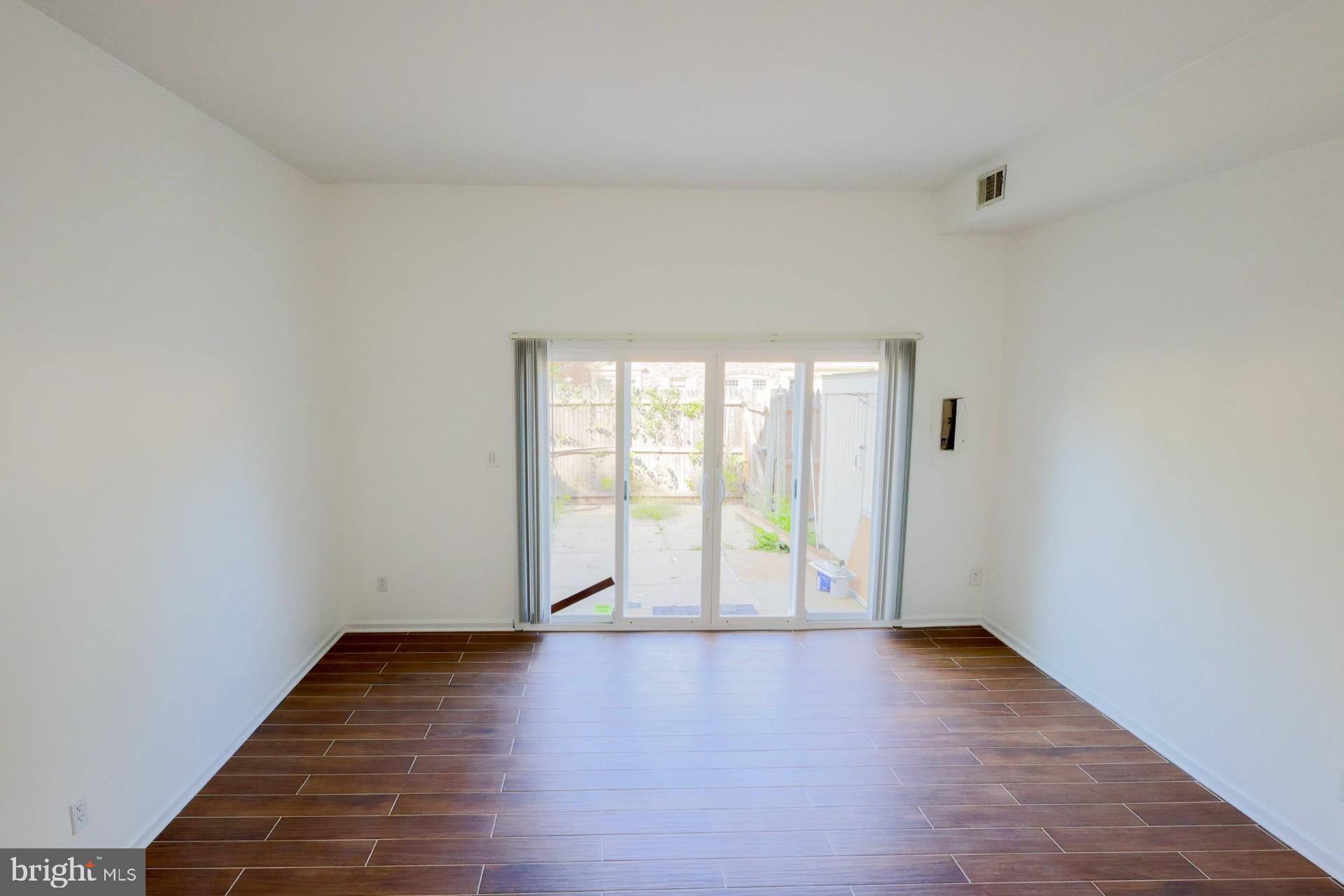 8360 Forrester Boulevard, Unit 472 Springfield, VA 22152 - Photo 7 of 15