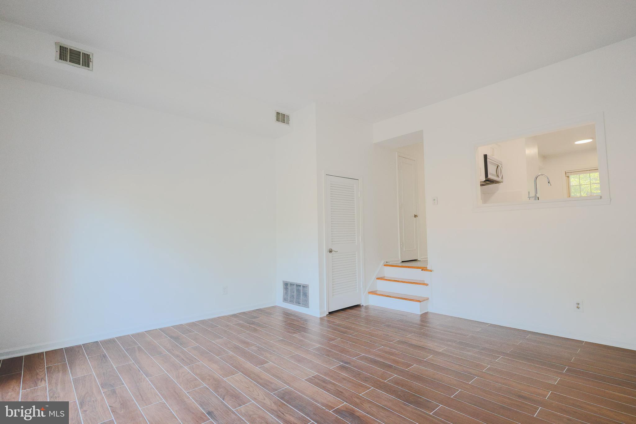 8360 Forrester Boulevard, Unit 472 Springfield, VA 22152 - Photo 8 of 15