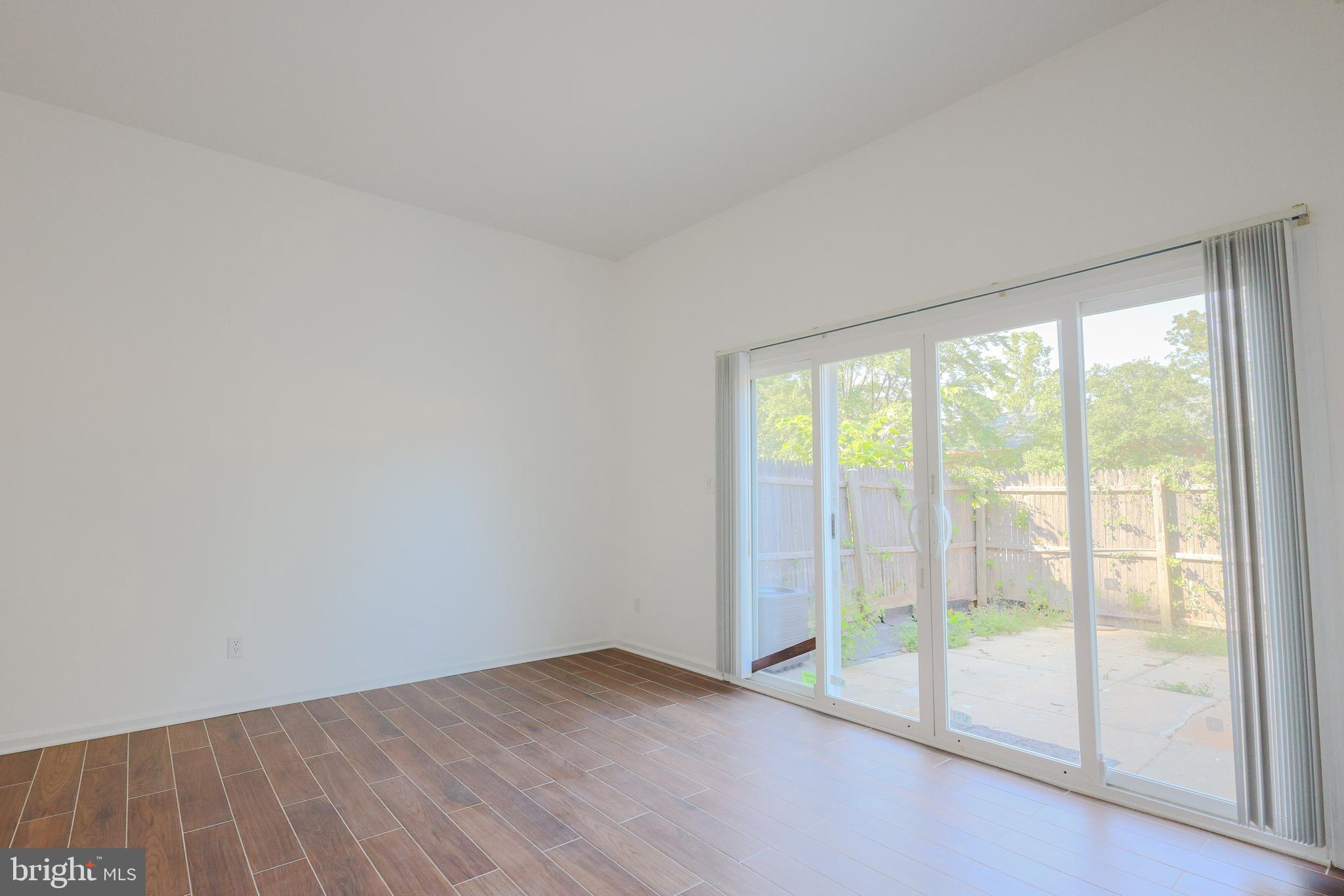 8360 Forrester Boulevard, Unit 472 Springfield, VA 22152 - Photo 9 of 15