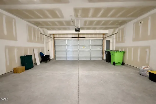 a view of a garage