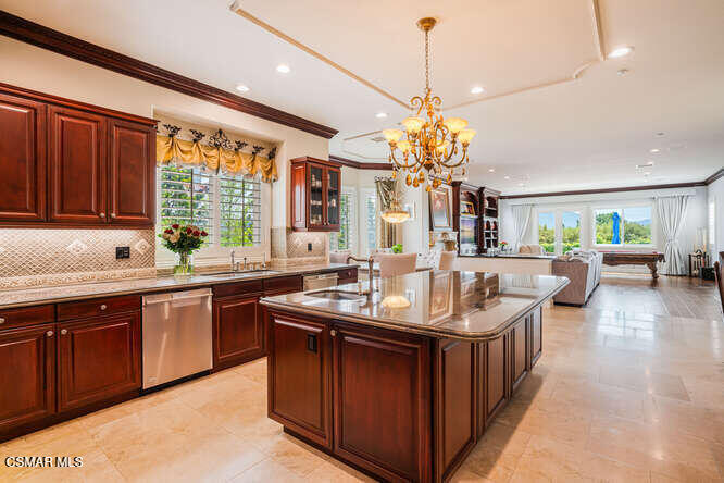 5326 Calarosa Ranch Road Camarillo, CA 93012 - Photo 21 of 83 5326 Calarosa Ranch Road