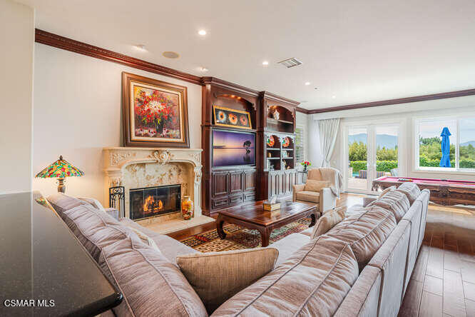5326 Calarosa Ranch Road Camarillo, CA 93012 - Photo 26 of 83 Family Room