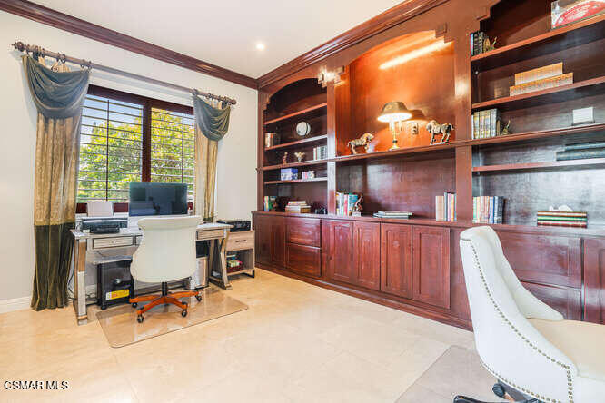 5326 Calarosa Ranch Road Camarillo, CA 93012 - Photo 33 of 83 Office