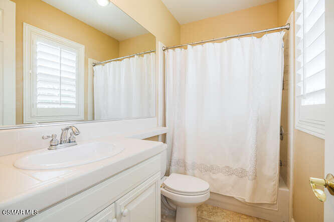 5326 Calarosa Ranch Road Camarillo, CA 93012 - Photo 50 of 83 Ensuite Gym Bathroom