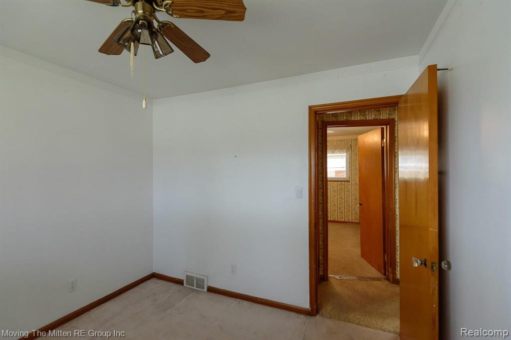 3 Waynewood Court Dearborn, MI 48124 - Photo 27 of 53