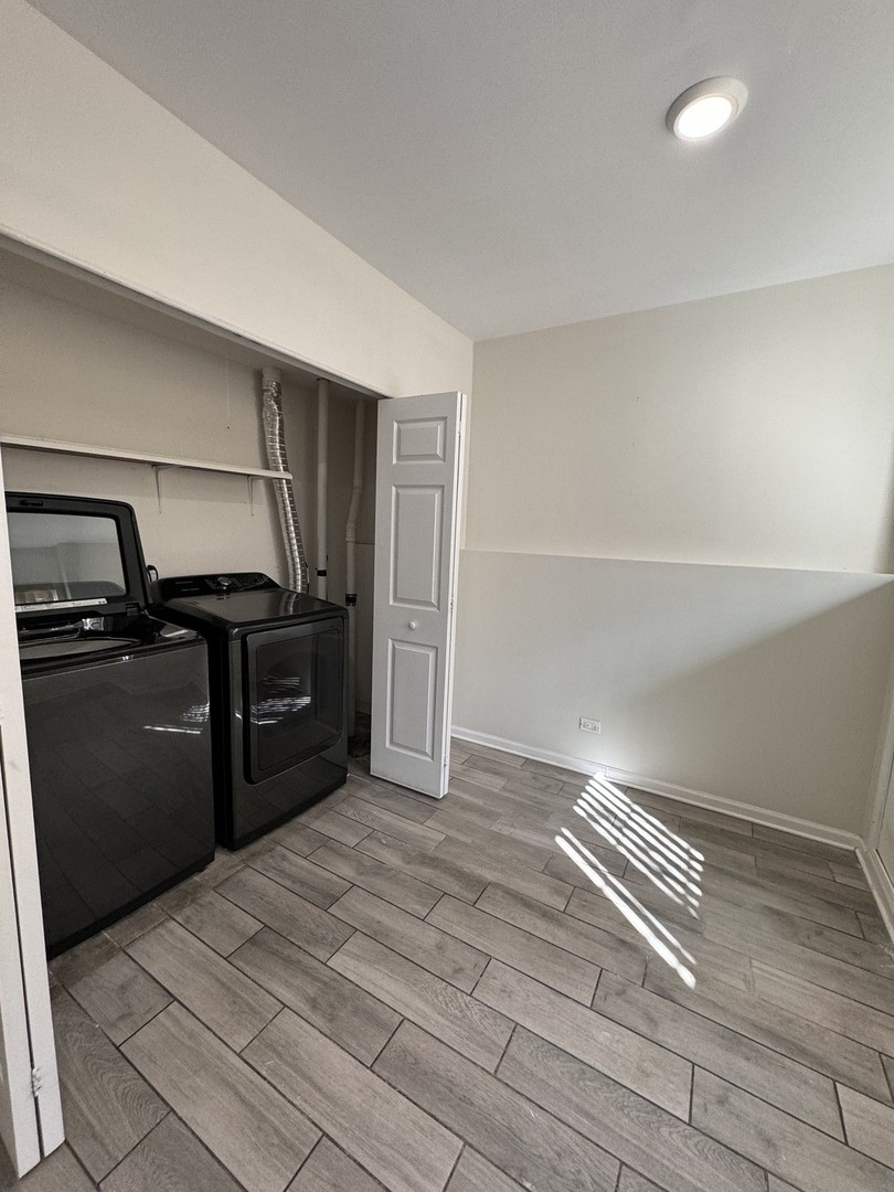 11S427 Rachael Court Lemont, IL 60439 - Photo 12 of 16 Gallery Image 12