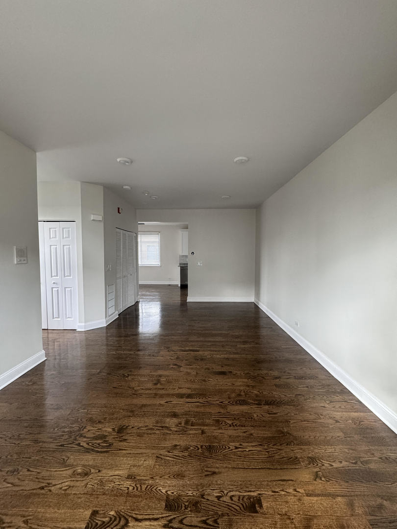 11S427 Rachael Court Lemont, IL 60439 - Photo 2 of 16 Gallery Image 2