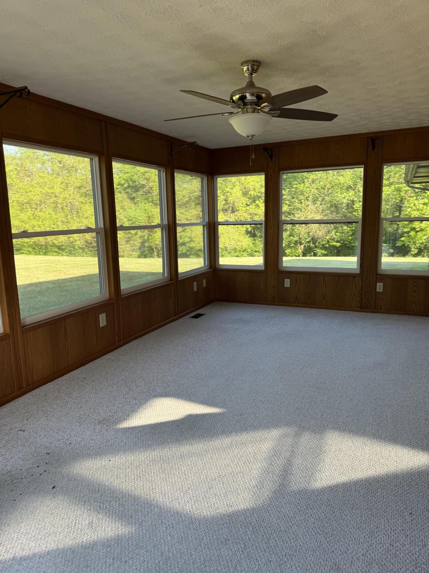 610 Old Ruckerville Road Winchester, KY 40391 - Photo 23 of 36 Sunroom