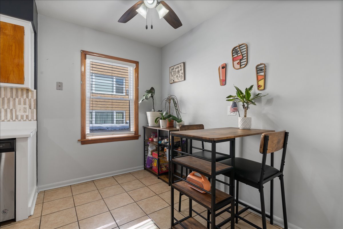 8644 Niles Center Road Skokie, IL 60077 - Photo 9 of 31