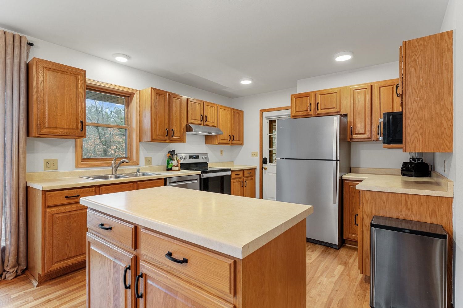 E9659 Whitetail Court Reedsburg, WI 53959 - Photo 14 of 57