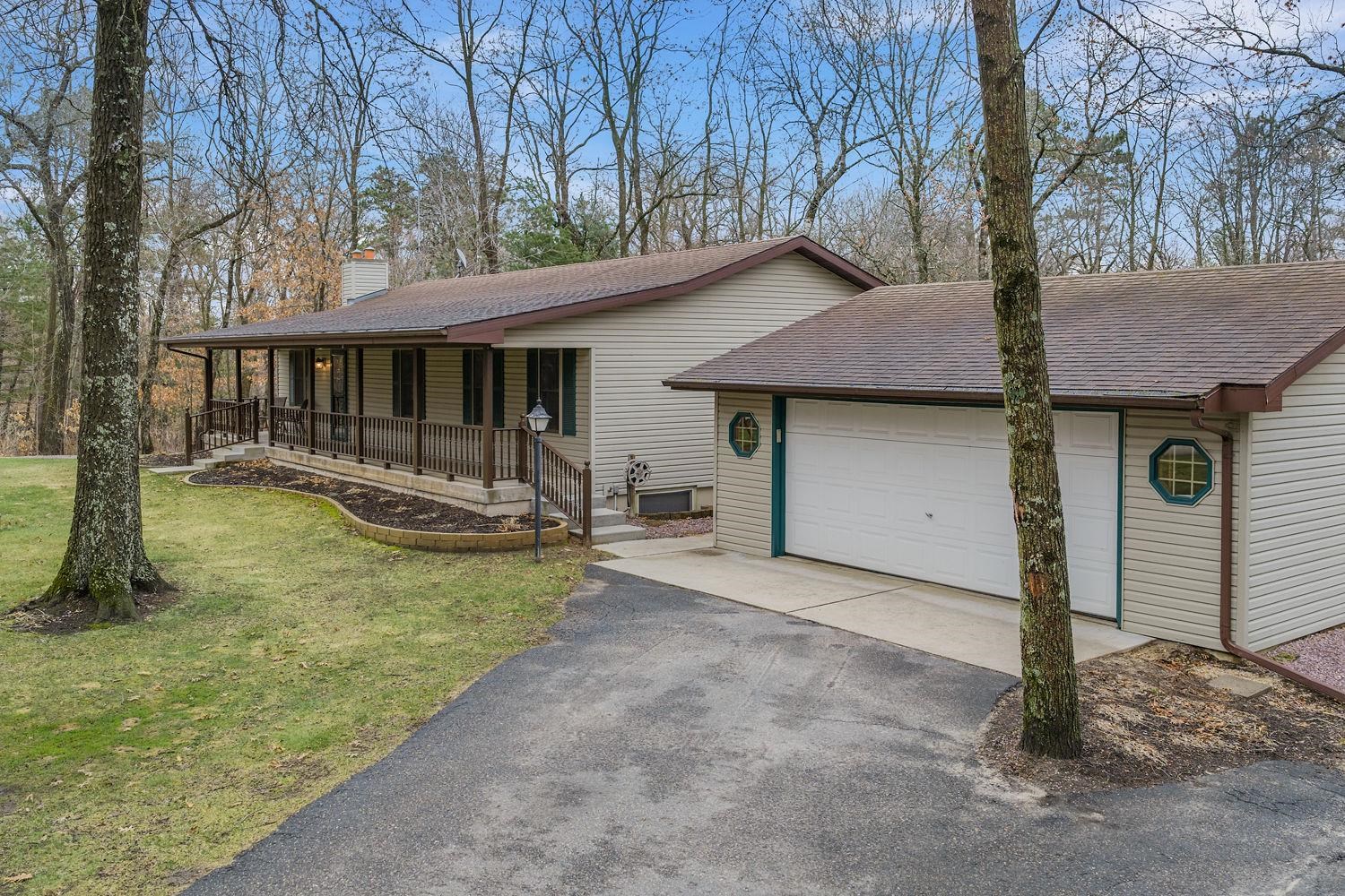 E9659 Whitetail Court Reedsburg, WI 53959 - Photo 2 of 57