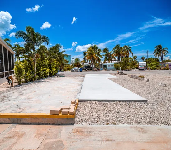 $480,000 | 701 Spanish Main Drive, Unit 432, Cudjoe, FL 33042