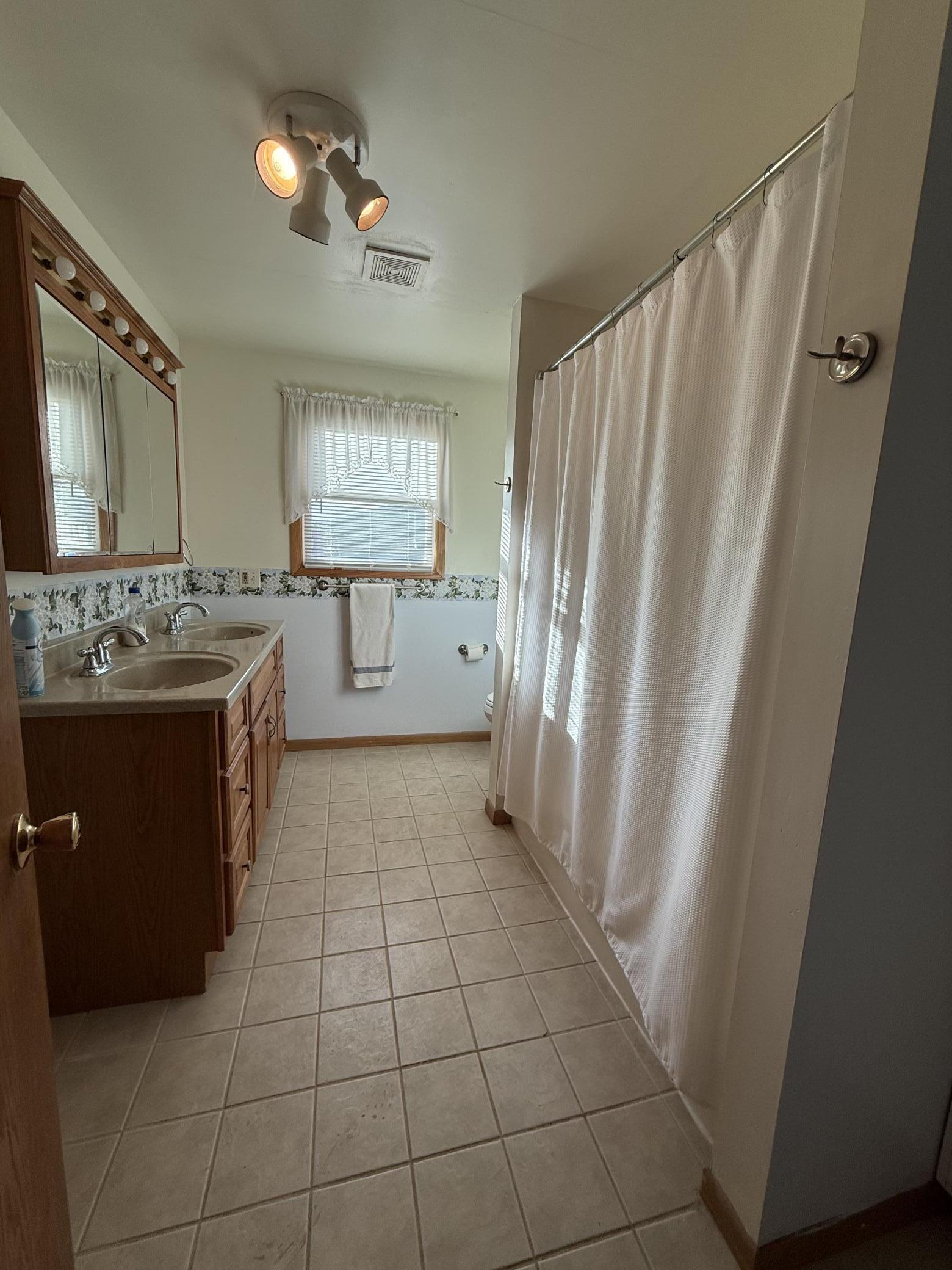 201 North Front Street Okabena, MN 56161 - Photo 16 of 22