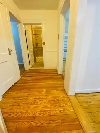 $3,450 | 69 Grand Avenue, Rockville Centre, NY 11570