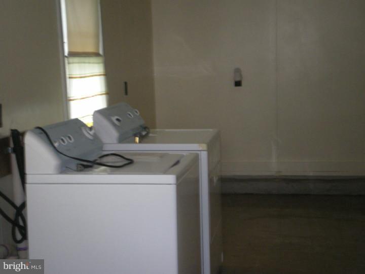 15 Hilltop Road Ewing, NJ 08638 - Photo 8 of 20 Laundry Room