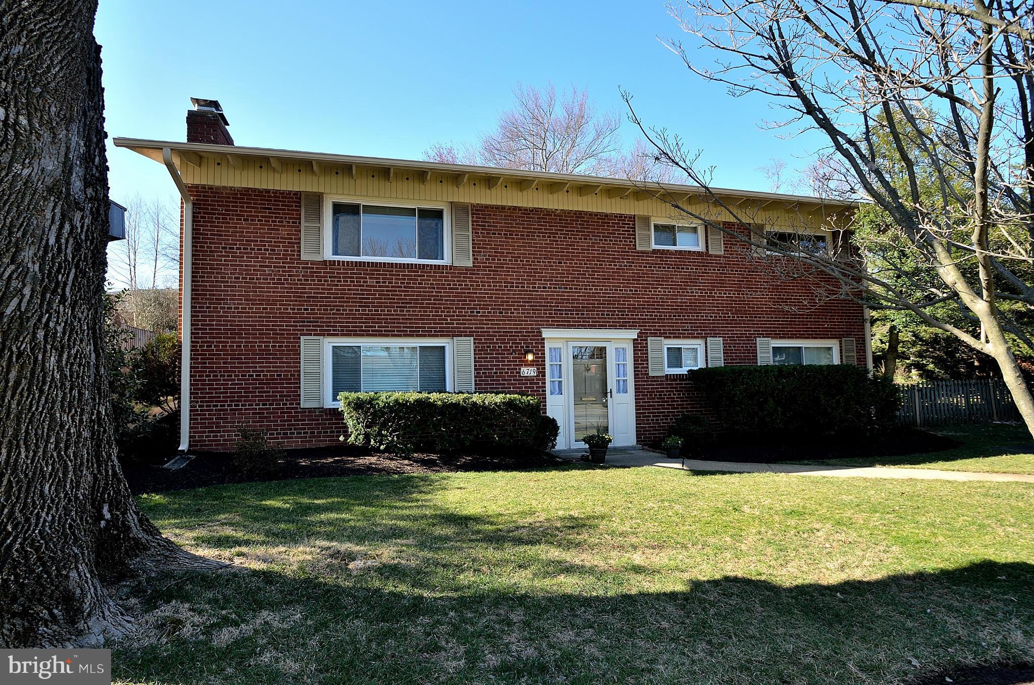 6719 Old Chesterbrook Road McLean, VA 22101 - Photo 1 of 19 Exterior (Front)