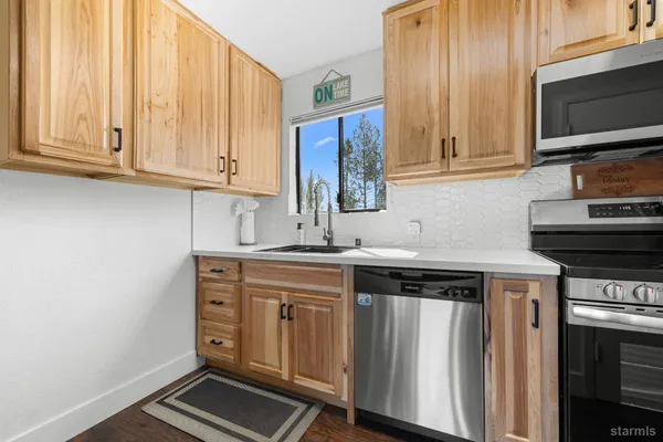 $499,000 | 477 Ala Wai Boulevard, Unit 91, South Lake Tahoe, CA 96150