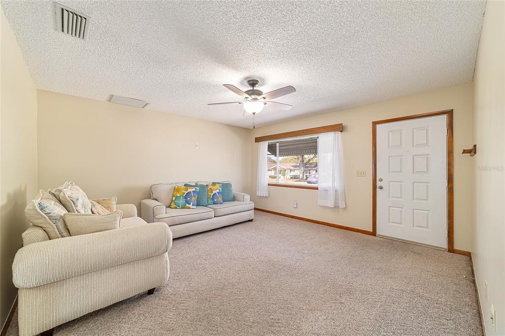 8172 Southwest 107th Place Ocala, FL 34481 - Photo 15 of 54