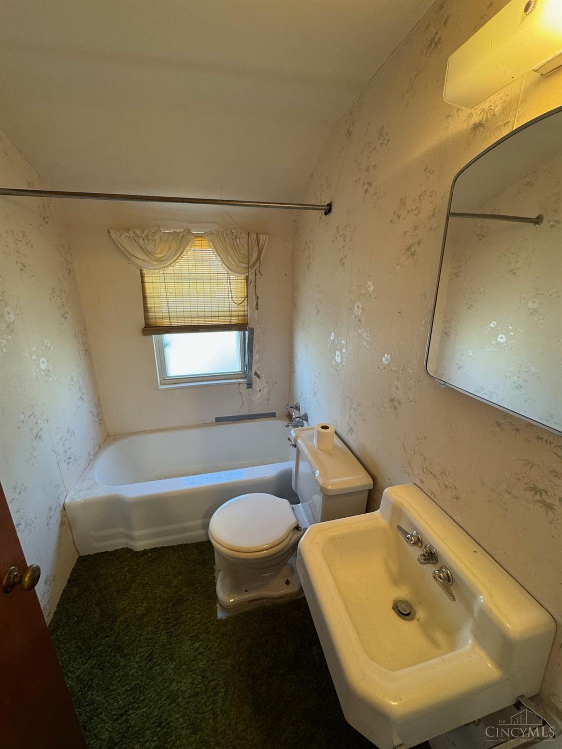 8513 Plainfield Road Cincinnati, OH 45236 - Photo 15 of 25 Gallery Image 15