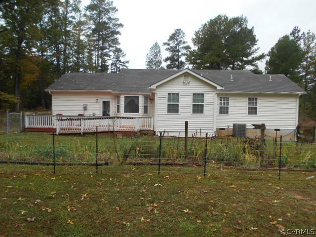 678 Old Ridge Road Farmville, VA 23901 - Photo 3 of 27 Gallery Image 3