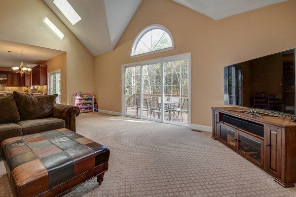 13 Mary Shepherd Road Littleton, MA 01460 - Photo 11 of 30 Gallery Image 11
