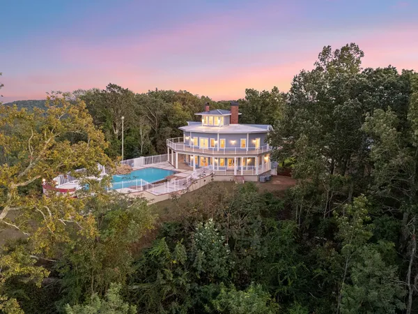 $1,700,000 | 583 Bell Point Road, Laceys Spring, AL 35754
