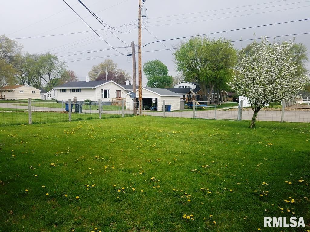 1322 Lincoln Road Monmouth, IL 61462 - Photo 16 of 19 Gallery Image 16