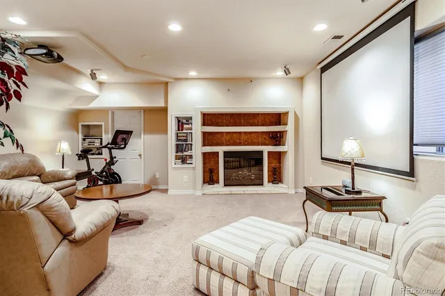 $6,300 | 257 South Jackson Street, Unit A, Denver, CO 80209