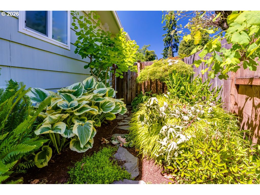 4355 Pearl Street Eugene, OR 97405 - Photo 38 of 47