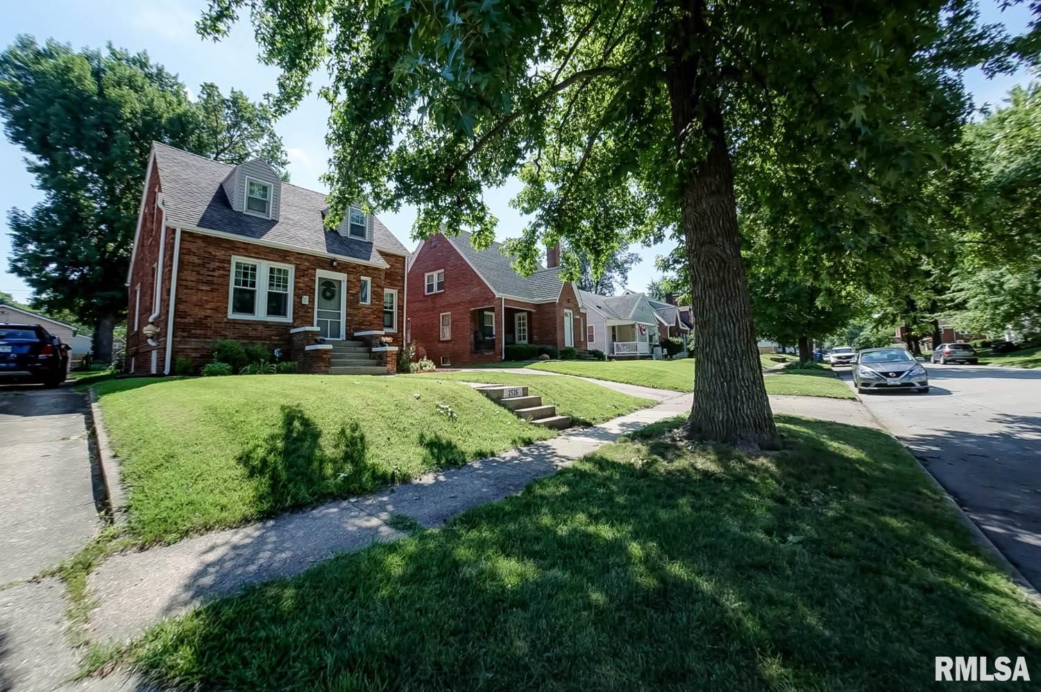 2526 South 7th Street Springfield, IL 62703 - Photo 5 of 48