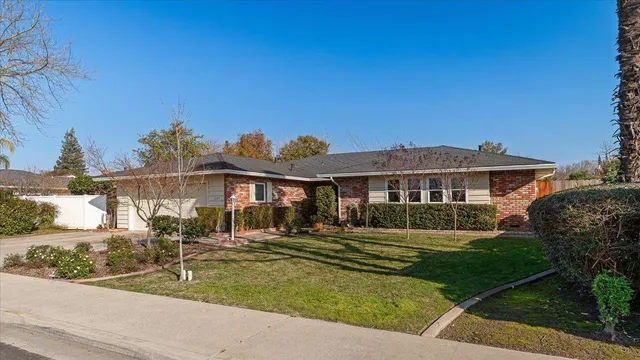 $539,900 | 3724 Columbine Drive, Modesto, CA 95356