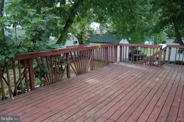 Deck