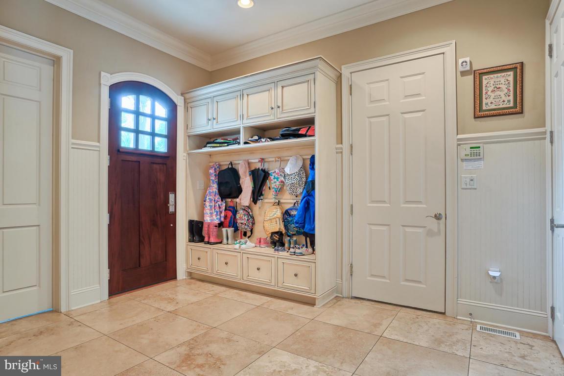 28 Sunset Circle Lititz, PA 17543 - Photo 14 of 37 Gallery Image 14