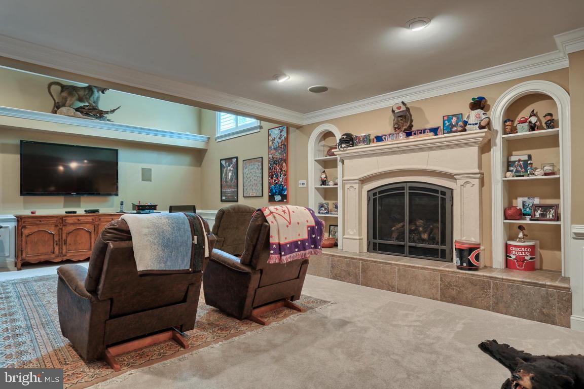 28 Sunset Circle Lititz, PA 17543 - Photo 7 of 37 Gallery Image 7