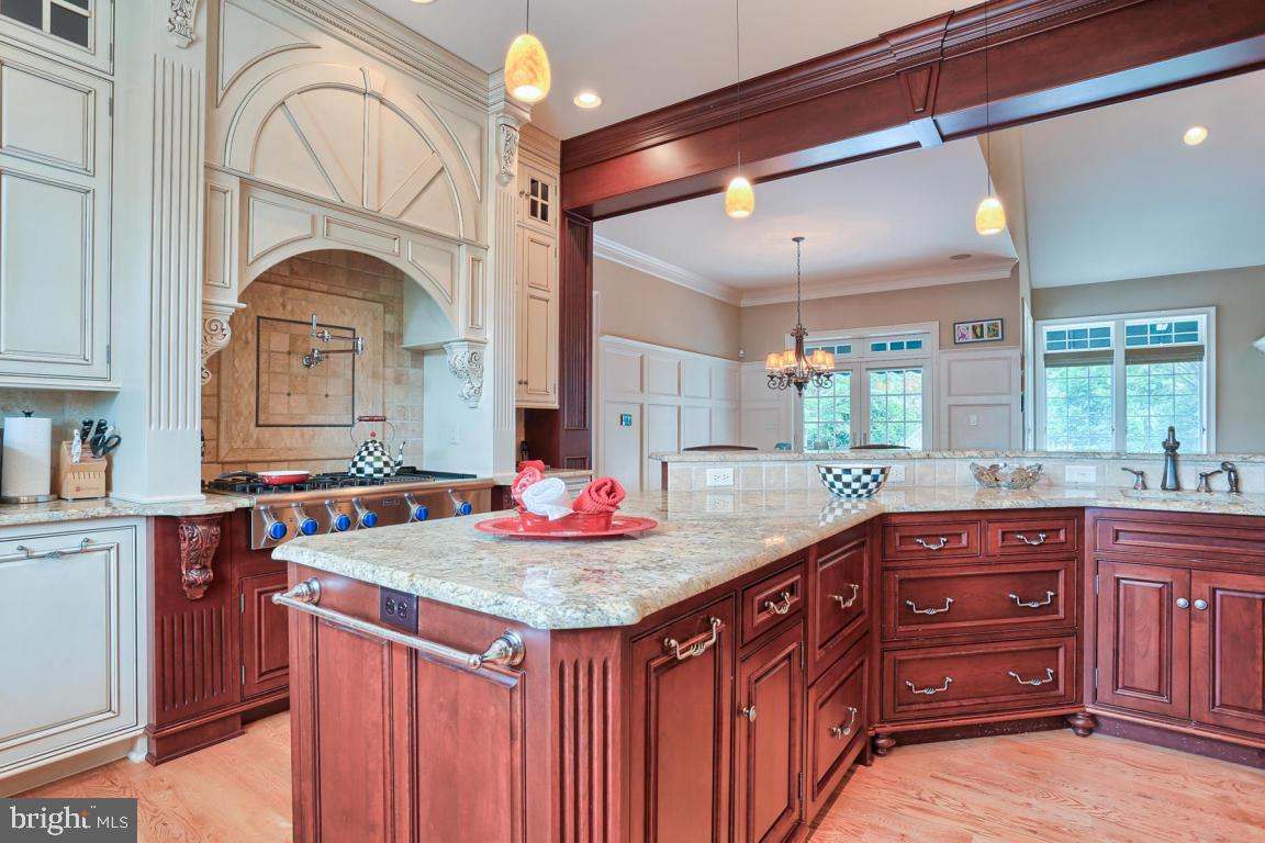28 Sunset Circle Lititz, PA 17543 - Photo 8 of 37 Gallery Image 8