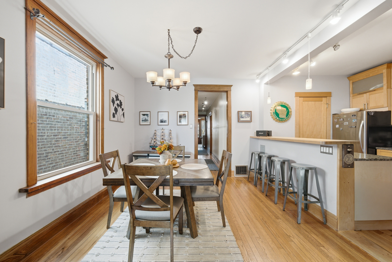 1539 West Addison Street Chicago, IL 60657 - Photo 30 of 40