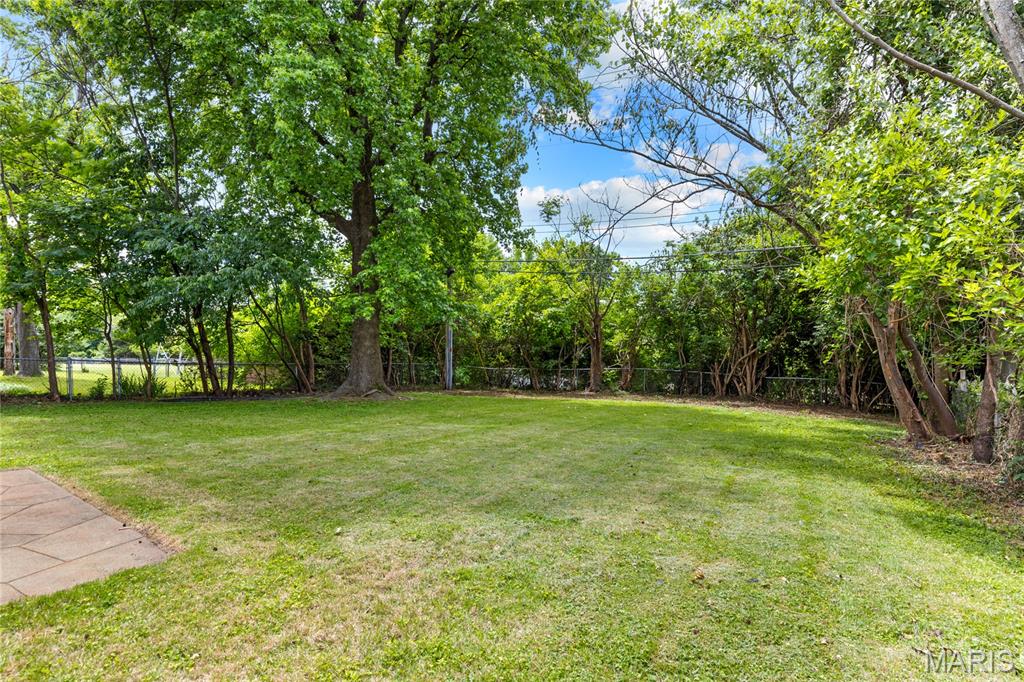 747 Burwick Terrace Manchester, MO 63021 - Photo 24 of 37